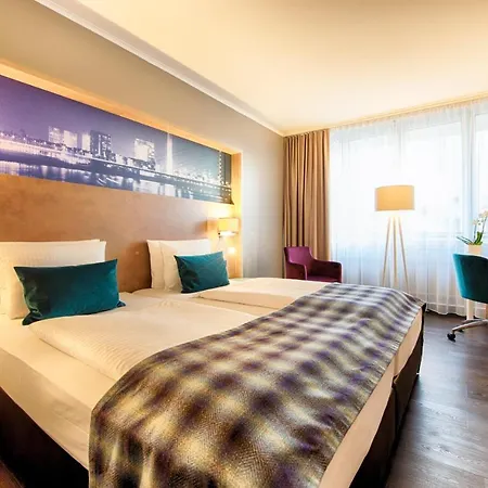 Hotel Leonardo Royal Koenigsallee 4*