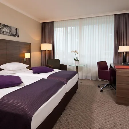 Leonardo Royal Koenigsallee Hotel 4*