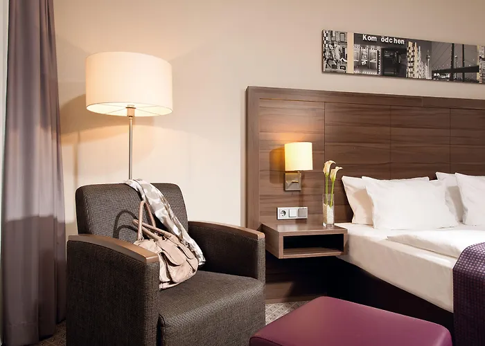 ليوناردو رويال كونيغسالي دوسلدورف