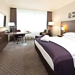 Leonardo Royal Koenigsallee Hotel 4*